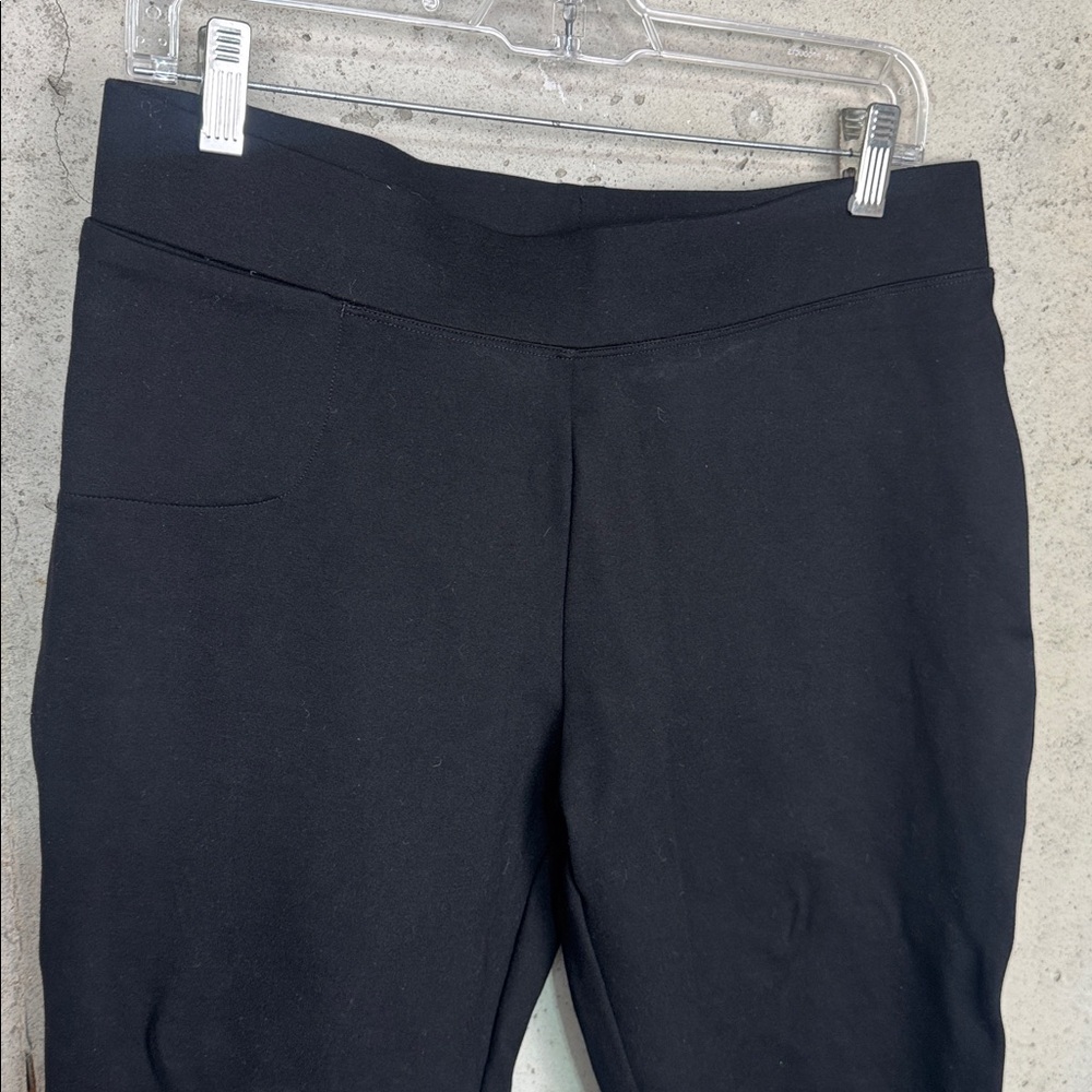 Quince Ultra-Stretch Ponte Kick Flare Pants sz L - Picture 4 of 9
